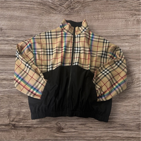 Plaid and Black Zip-Up Jacket - Picture 2 of 2
